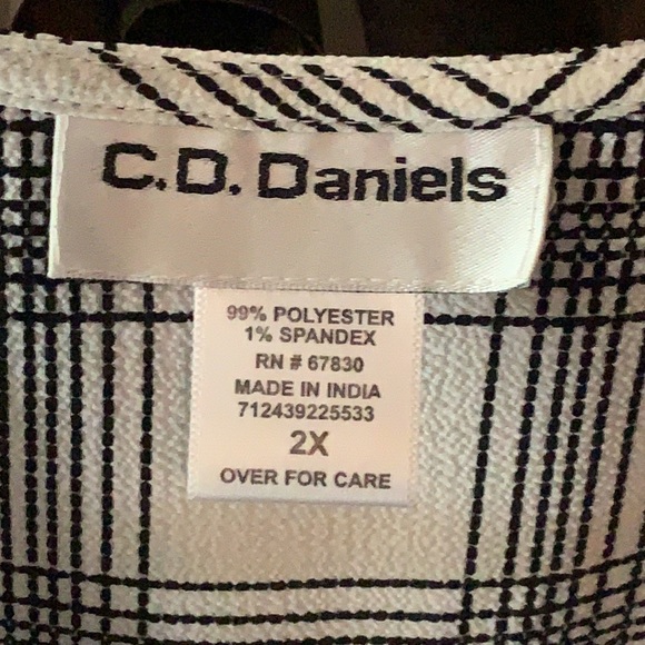 C.D Daniels Ladies Blouse Top 2X woman’s Shirt - Picture 3 of 9
